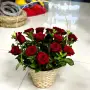 Корзина красных роз Феерия